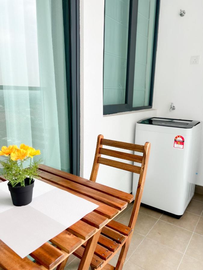 Aurora Vista Homestay Bangi At Vista Bangi With Wifi Netflix Gym Sauna Coway Swimming Pool-River View Kajang Kültér fotó