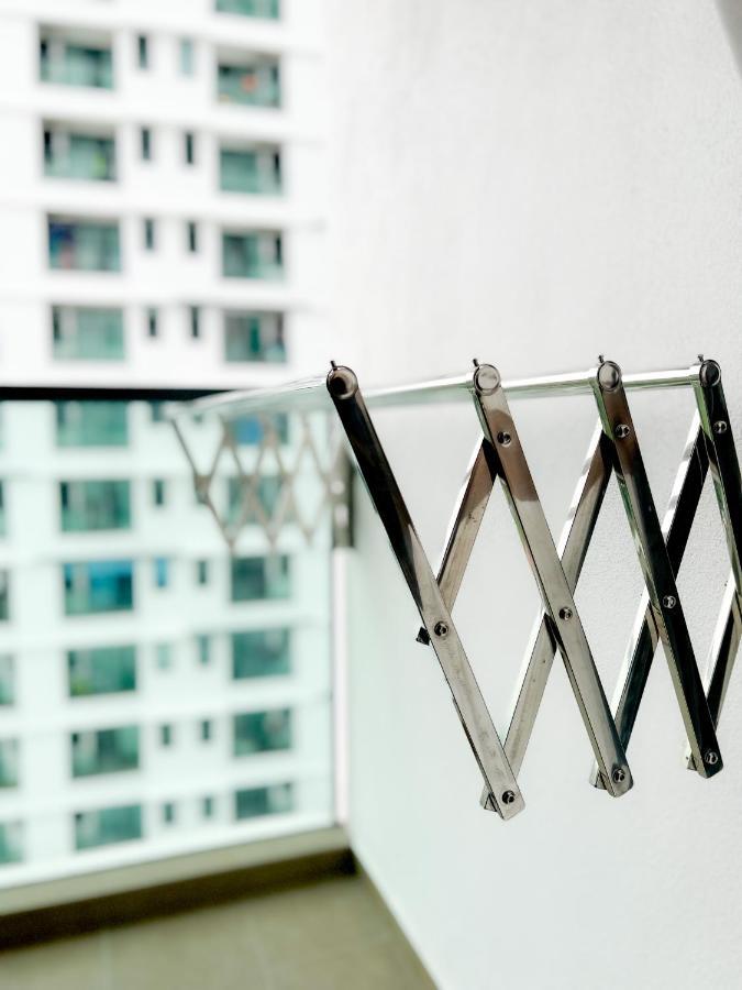 Aurora Vista Homestay Bangi At Vista Bangi With Wifi Netflix Gym Sauna Coway Swimming Pool-River View Kajang Kültér fotó