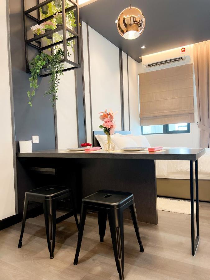 Aurora Vista Homestay Bangi At Vista Bangi With Wifi Netflix Gym Sauna Coway Swimming Pool-River View Kajang Kültér fotó