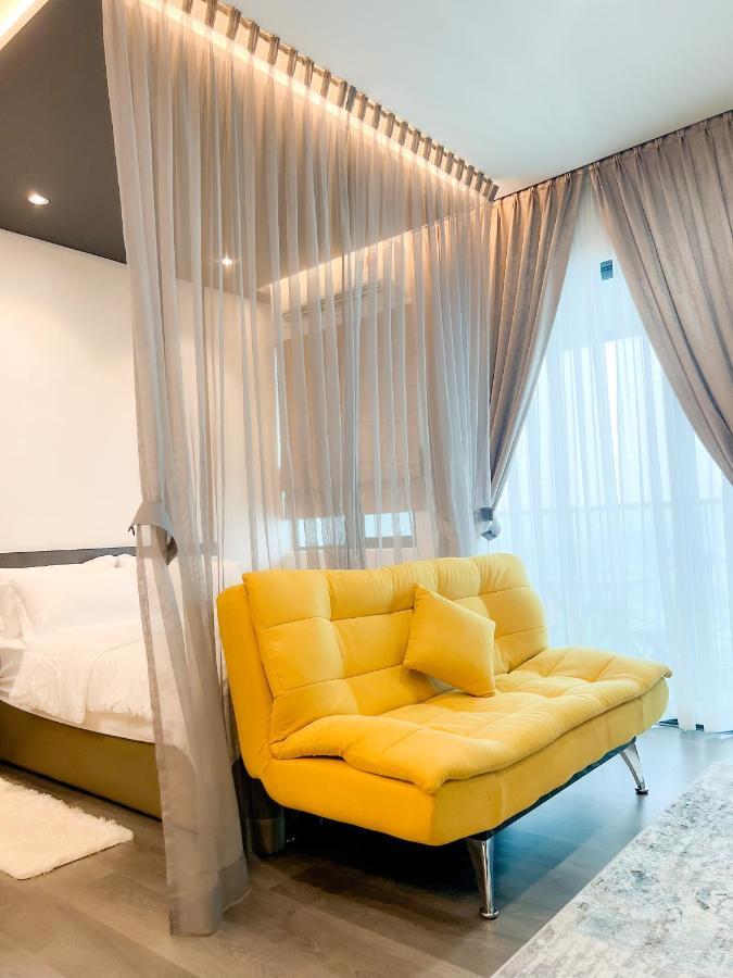 Aurora Vista Homestay Bangi At Vista Bangi With Wifi Netflix Gym Sauna Coway Swimming Pool-River View Kajang Kültér fotó